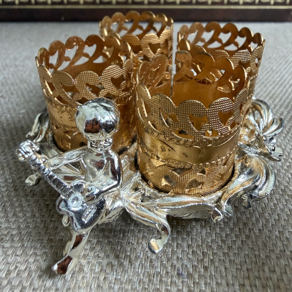 VTG Sam Fink SF Boy with Guitar Filigree 4 Lipstick Holder
